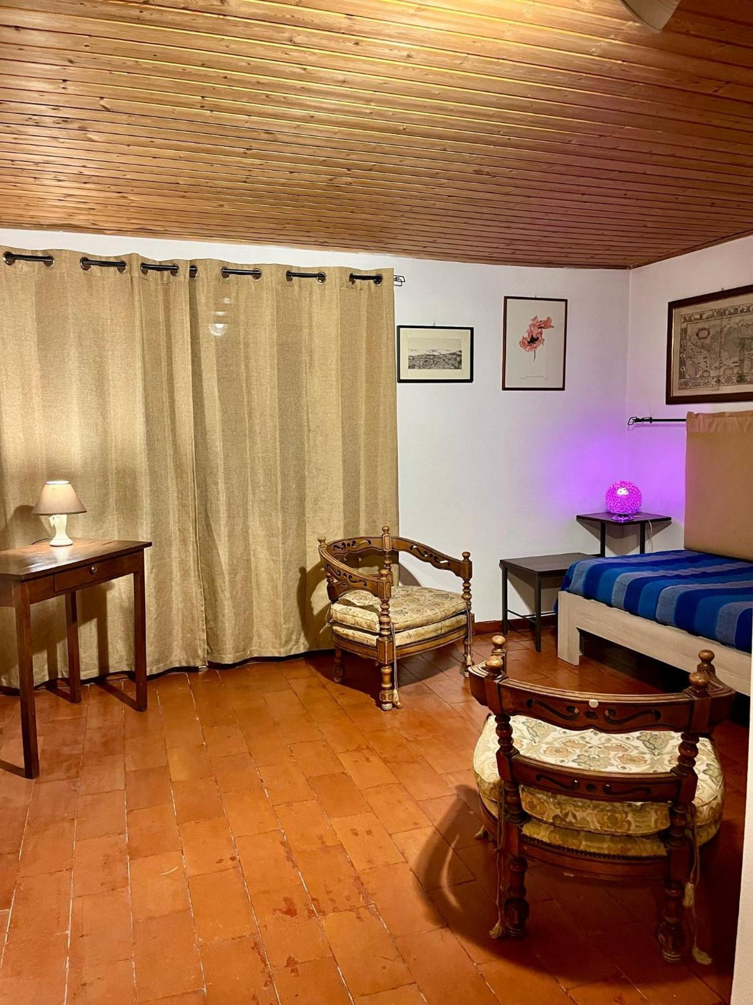 B&B Gennarcu Ussàssai 外观 照片
