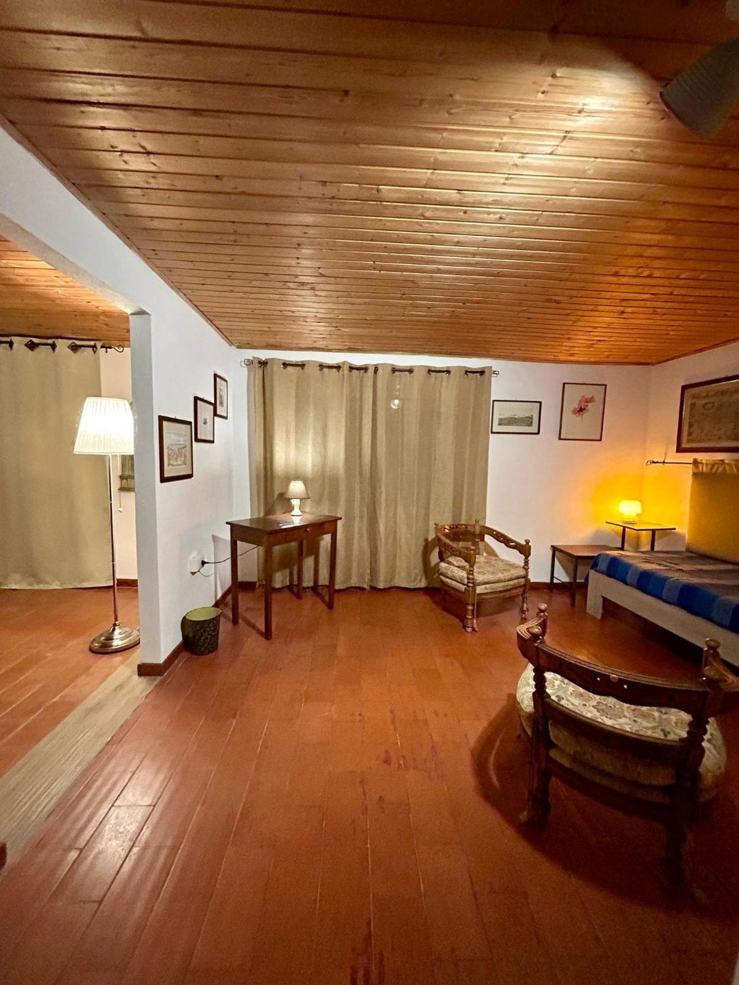 B&B Gennarcu Ussàssai 外观 照片