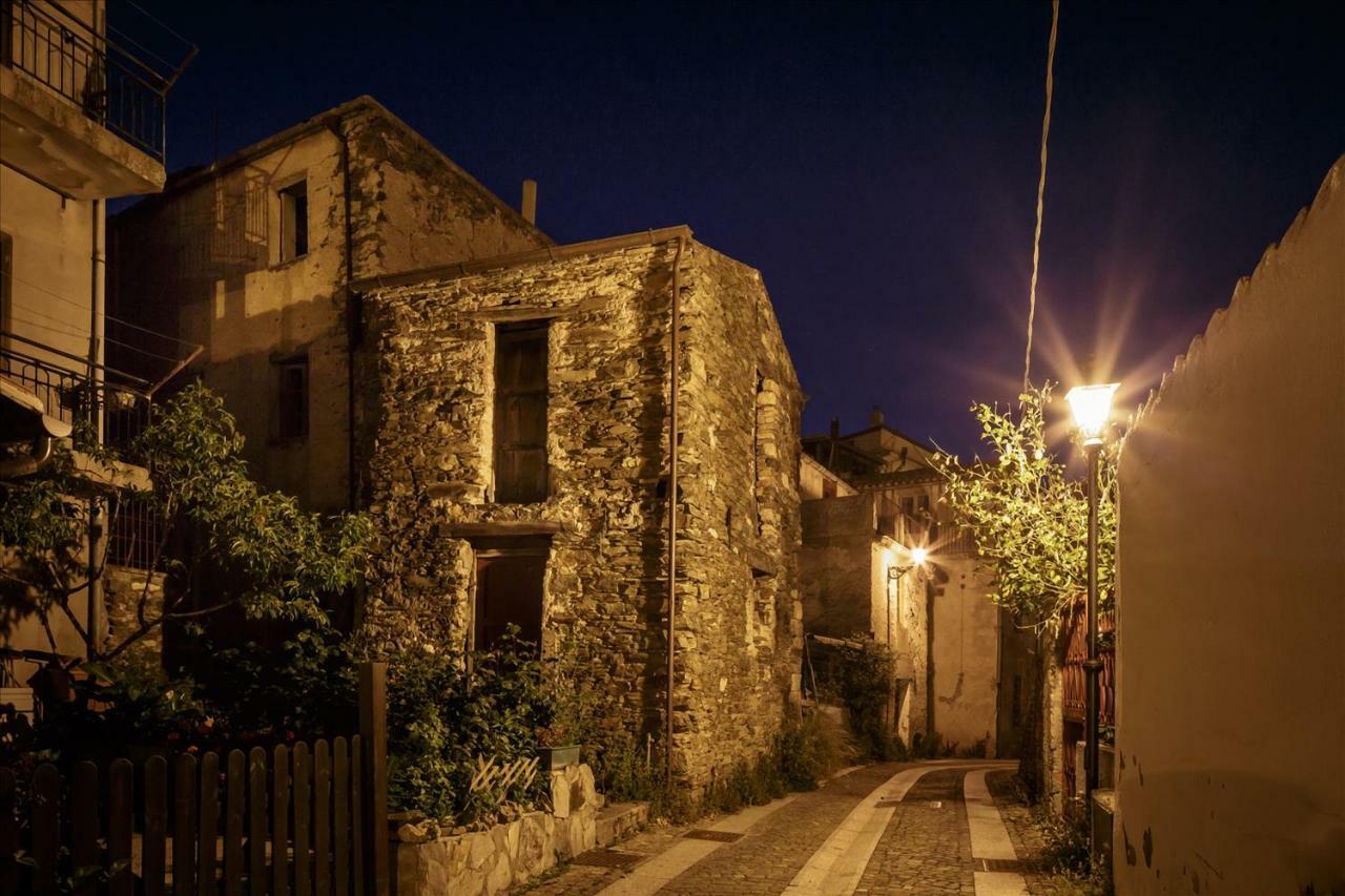 B&B Gennarcu Ussàssai 外观 照片